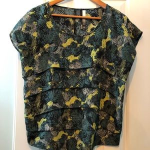 Blouse - Kensie- Size small